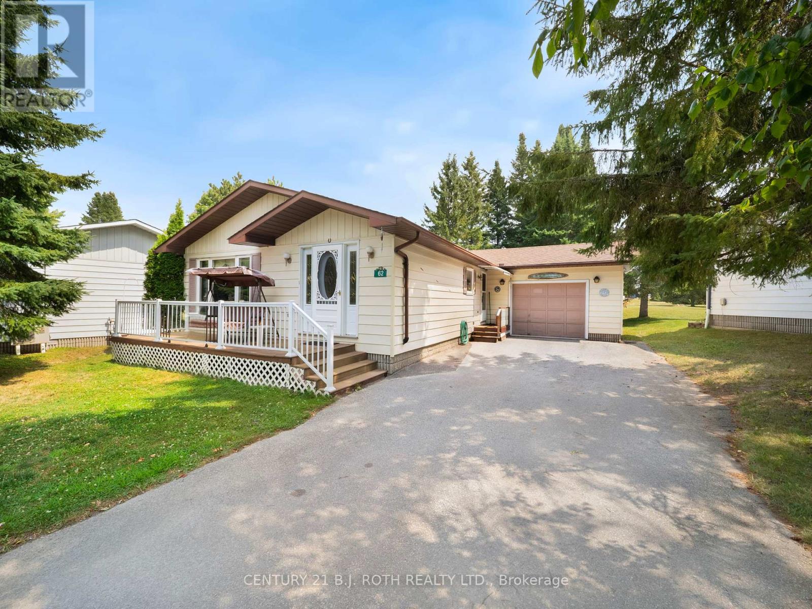 62 Tamarack Drive, Oro-Medonte, Ontario  L0L 1T0 - Photo 2 - S12337302