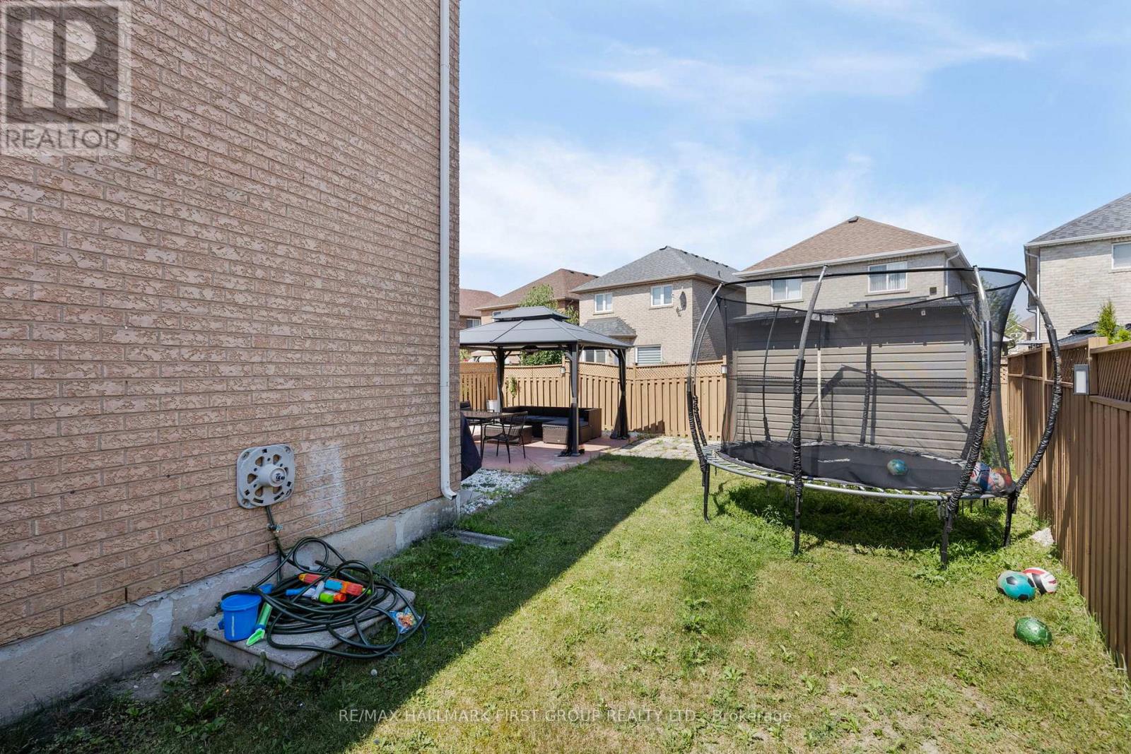 41 Silo Court, Brampton, Ontario  L6X 4S5 - Photo 43 - W12341608