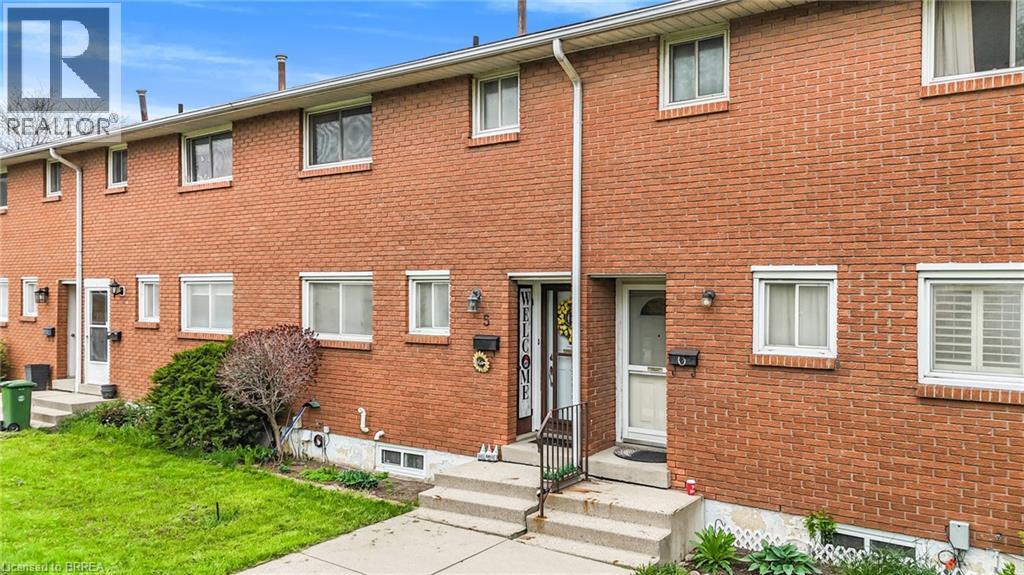 161 BERKINDALE Drive Unit# 5, Hamilton, Ontario