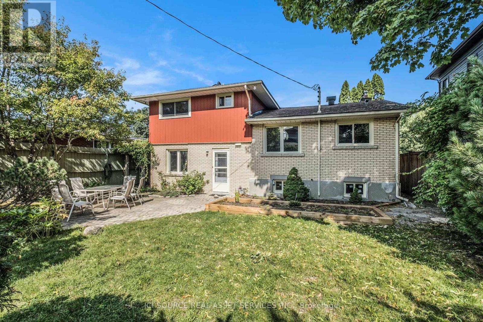 710 Sherbourne Road, Ottawa, Ontario  K2A 3H5 - Photo 16 - X12336343