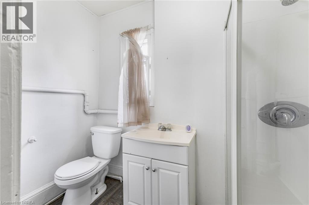 74 Erie Avenue, Brantford, Ontario  N3S 2E9 - Photo 16 - 40752258