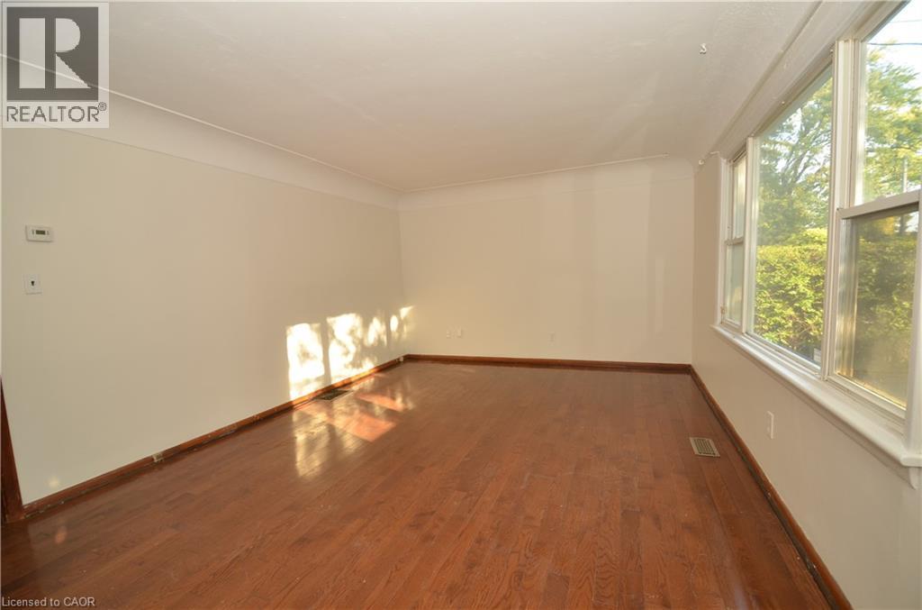 490 Springbrook Avenue, Ancaster, Ontario  L9G 3K9 - Photo 9 - 40769776