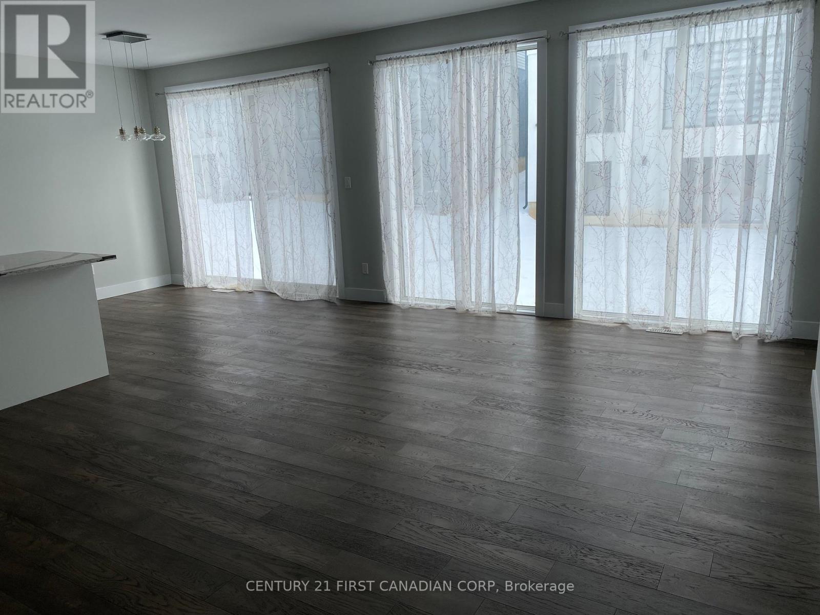 11 - 1820 Canvas Way, London North, Ontario  N5X 0N5 - Photo 3 - X12403467
