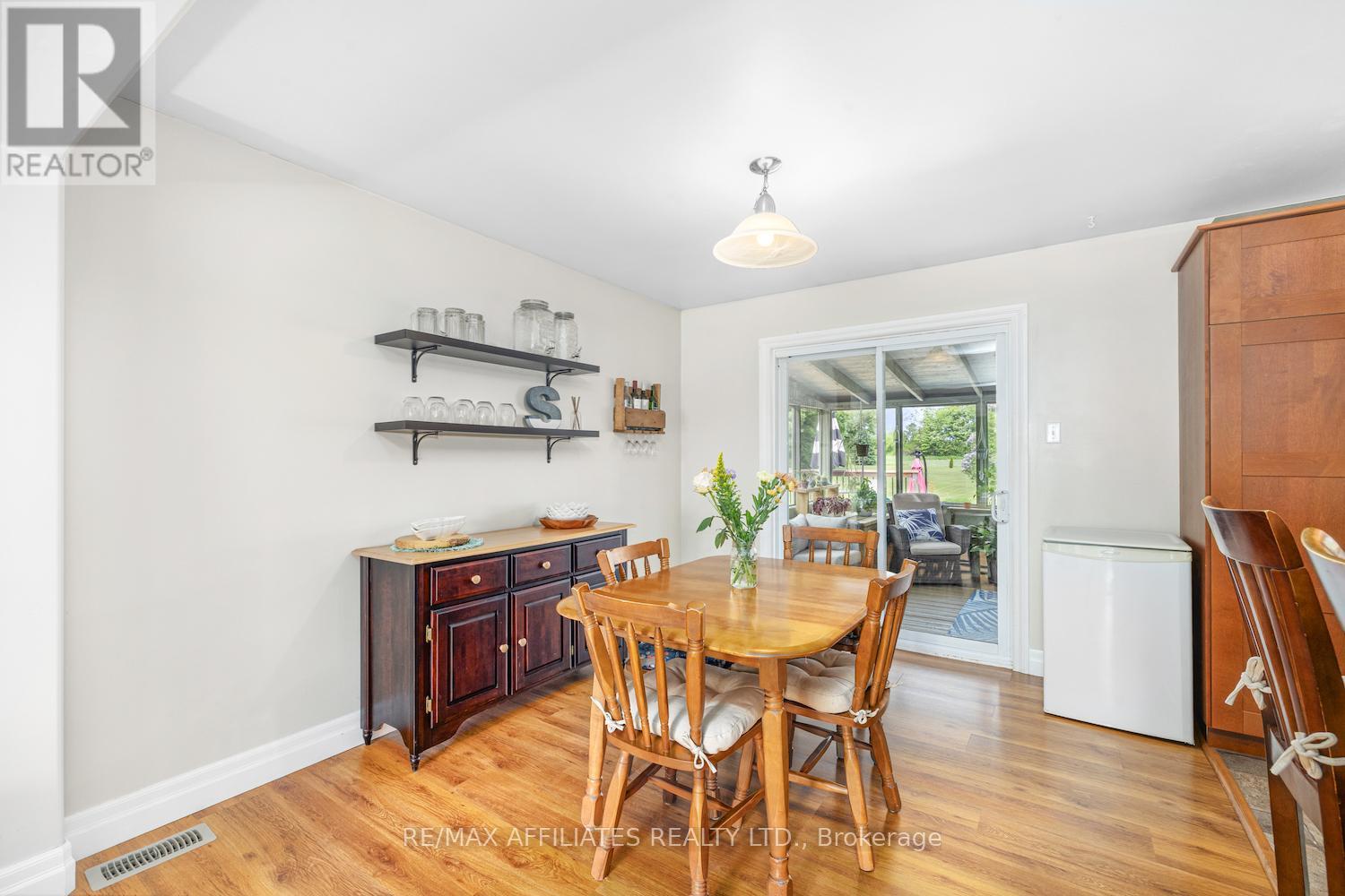 1494 Ramsay 8 Con Road, Mississippi Mills, Ontario  K0A 1A0 - Photo 7 - X12403470