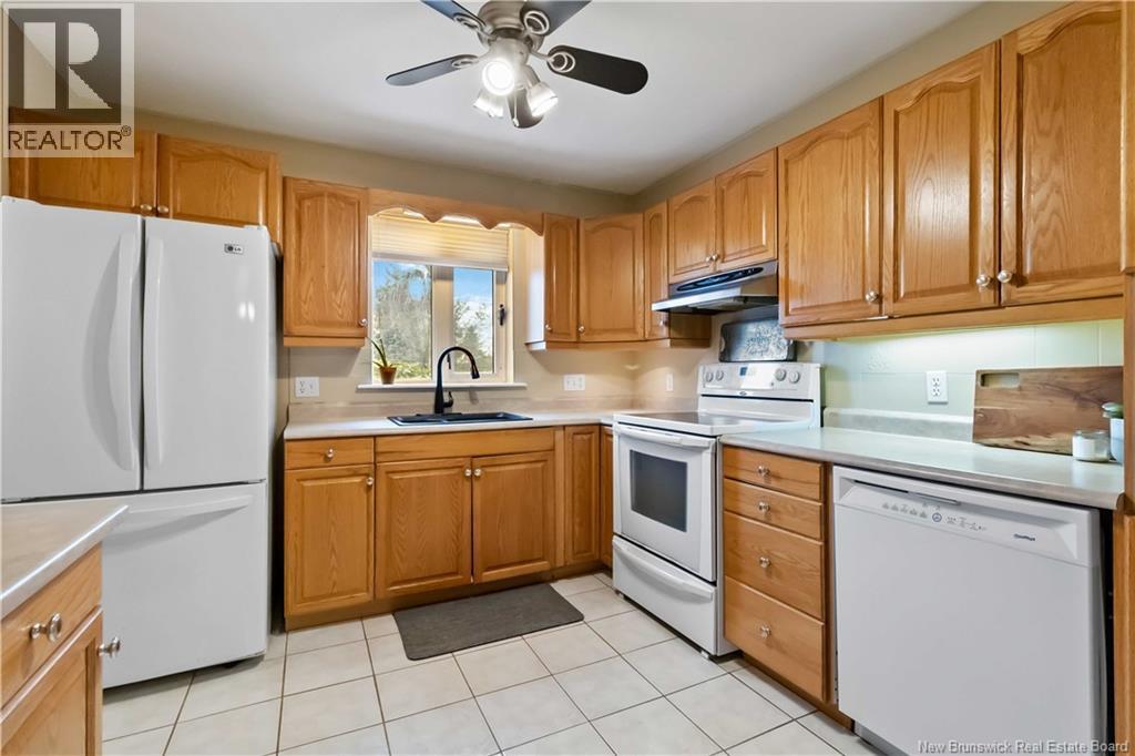 50 Mcauley Drive Unit# 15, Moncton, New Brunswick  E1A 6R2 - Photo 11 - NB126707