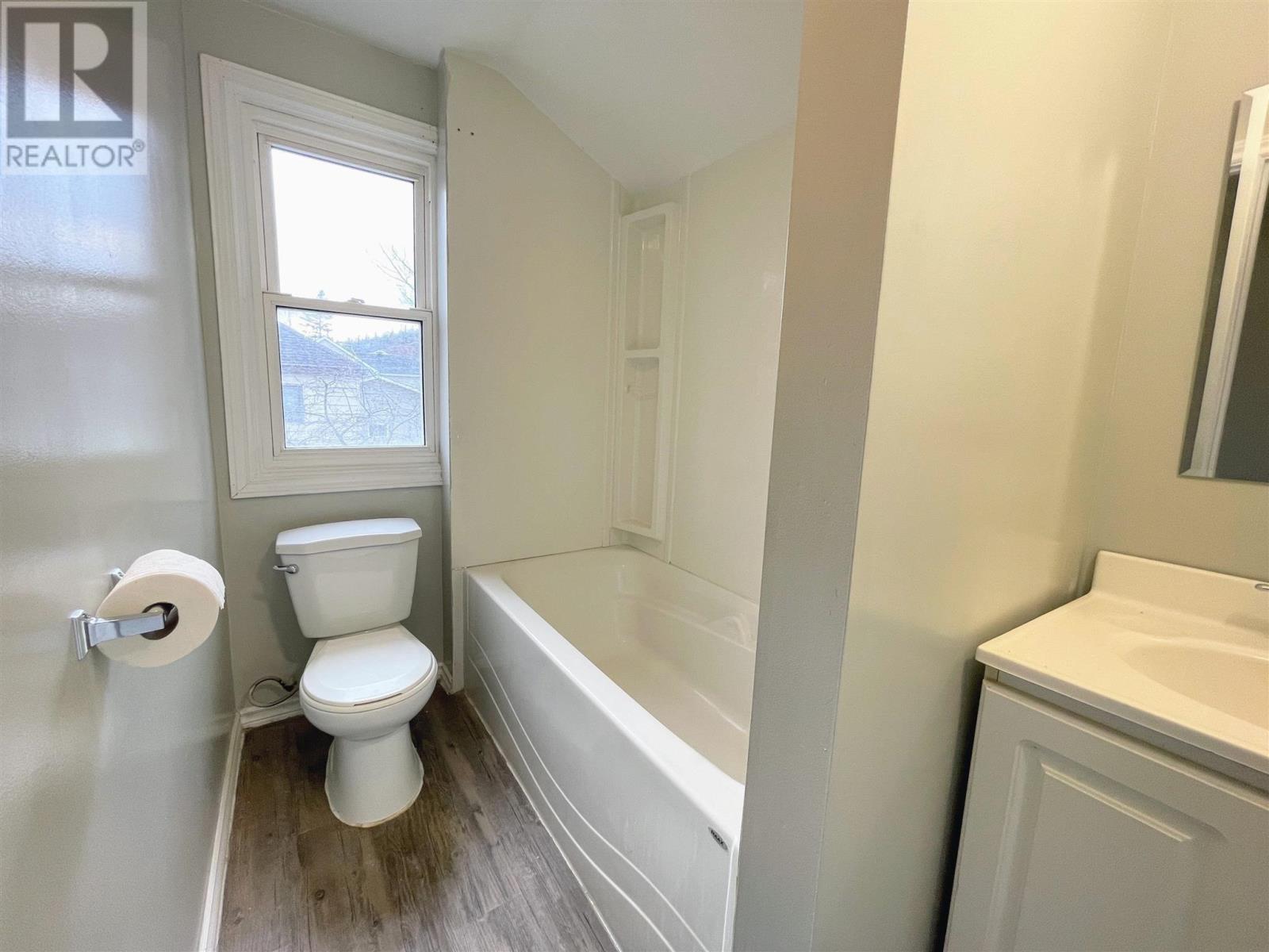 24 Stevens Ave, Marathon, Ontario  P0T 2E0 - Photo 17 - TB252923