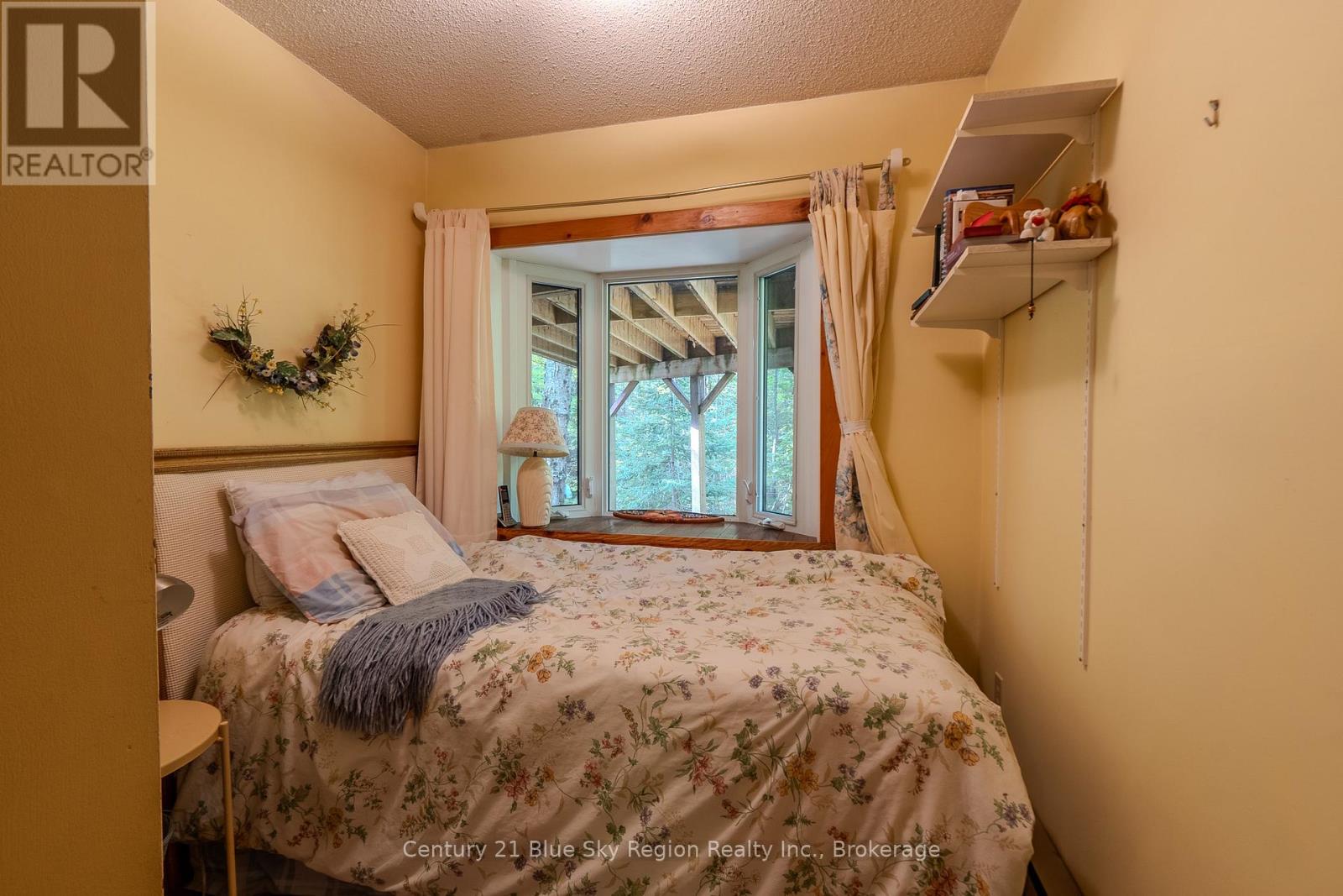 435 Lees Road, North Bay, Ontario  P1B 8G4 - Photo 13 - X12403447