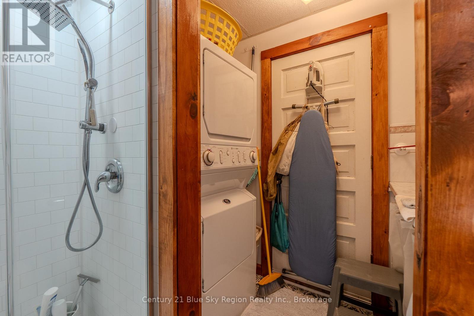 435 Lees Road, North Bay, Ontario  P1B 8G4 - Photo 35 - X12403447