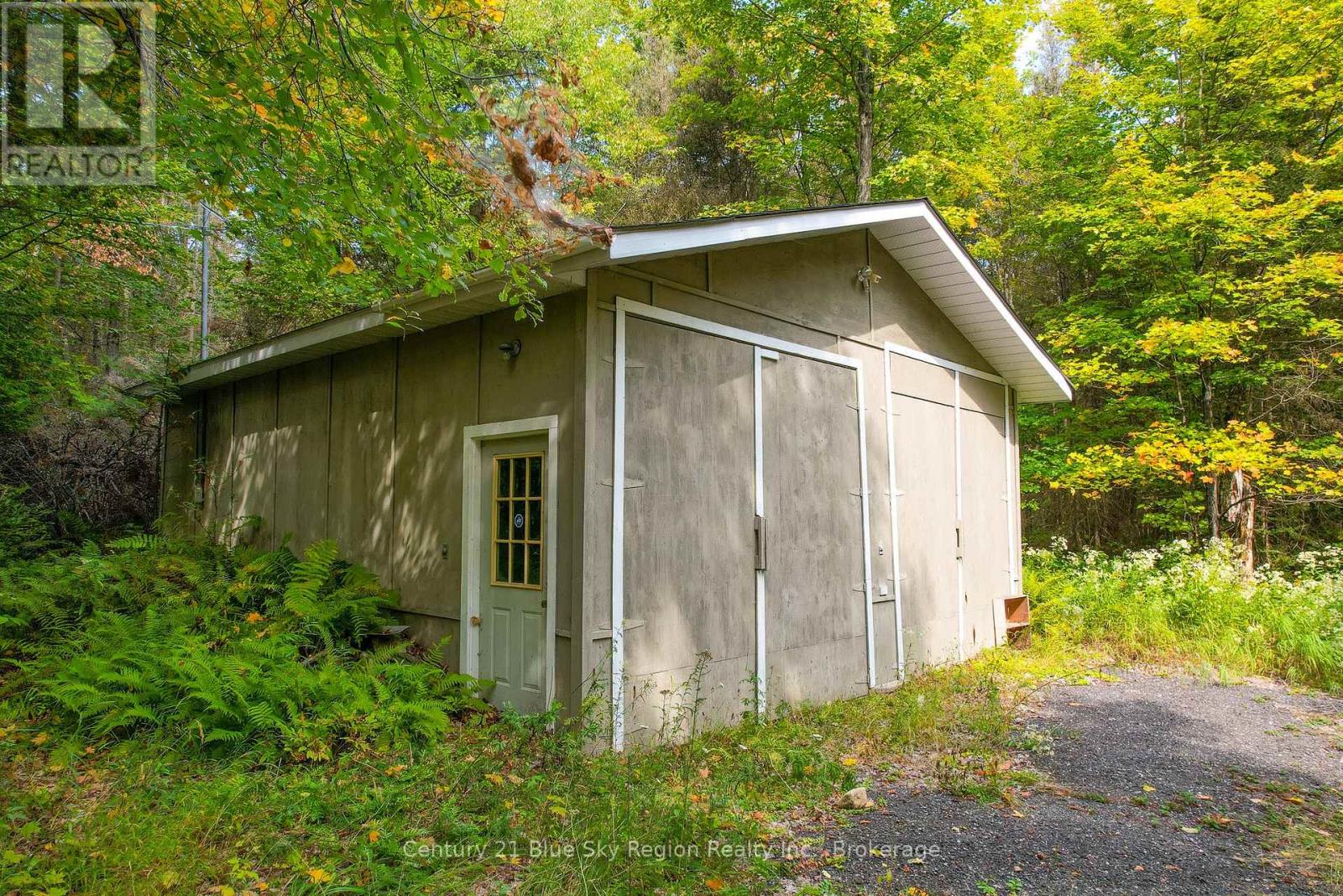 435 Lees Road, North Bay, Ontario  P1B 8G4 - Photo 50 - X12403447