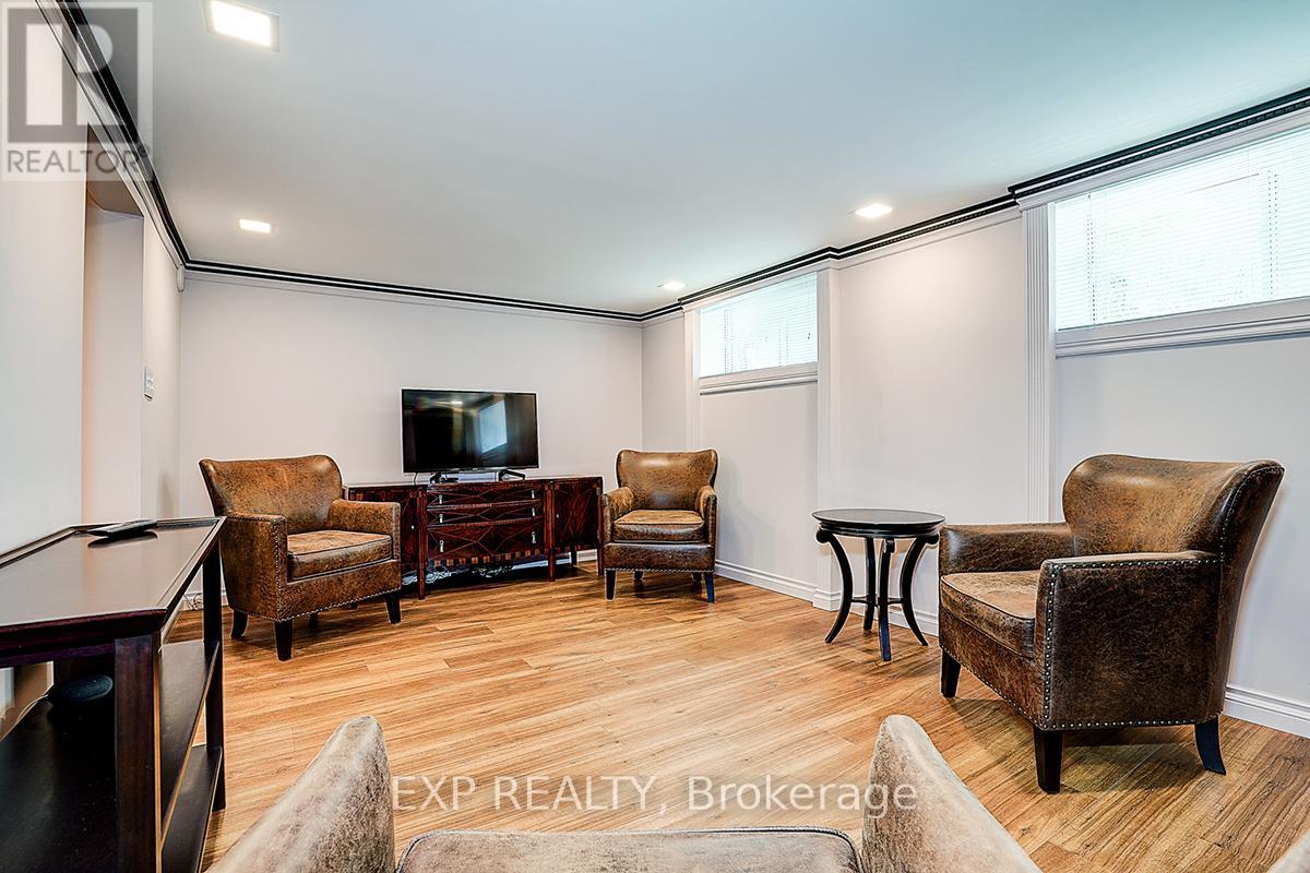 62 Kempsell Crescent, Toronto, Ontario  M2J 2Z7 - Photo 17 - C12403230