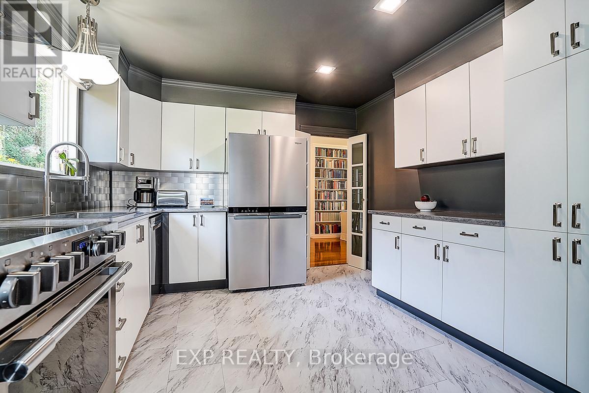62 Kempsell Crescent, Toronto, Ontario  M2J 2Z7 - Photo 8 - C12403230