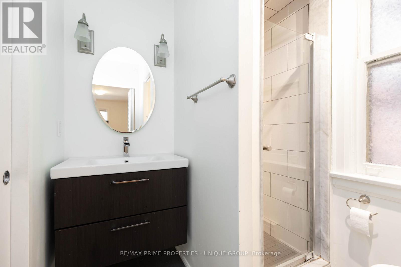 66 Burnaby Boulevard, Toronto, Ontario  M5N 1G4 - Photo 16 - C12403256