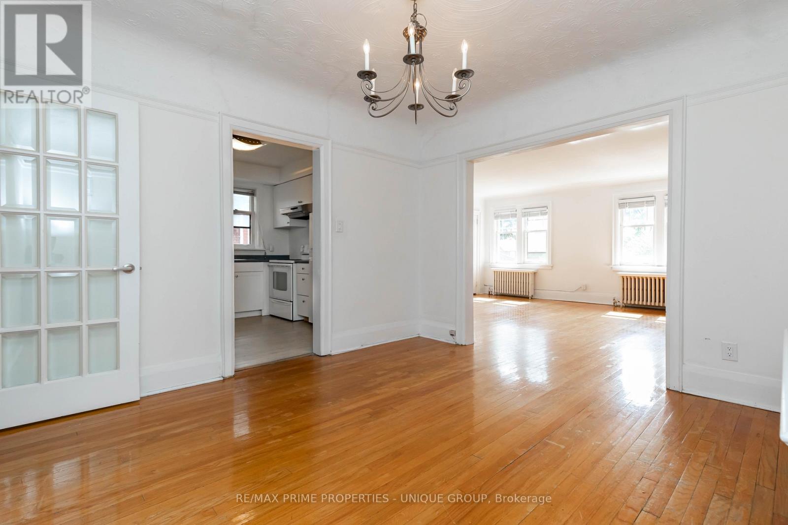 66 Burnaby Boulevard, Toronto, Ontario  M5N 1G4 - Photo 24 - C12403256