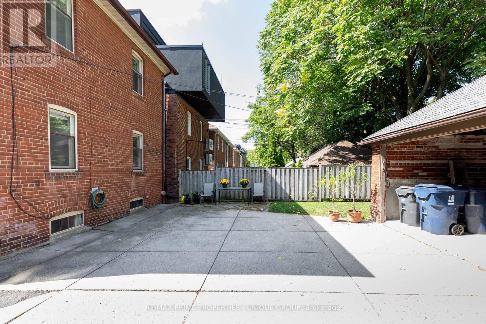 66 Burnaby Boulevard, Toronto, Ontario  M5N 1G4 - Photo 43 - C12403256