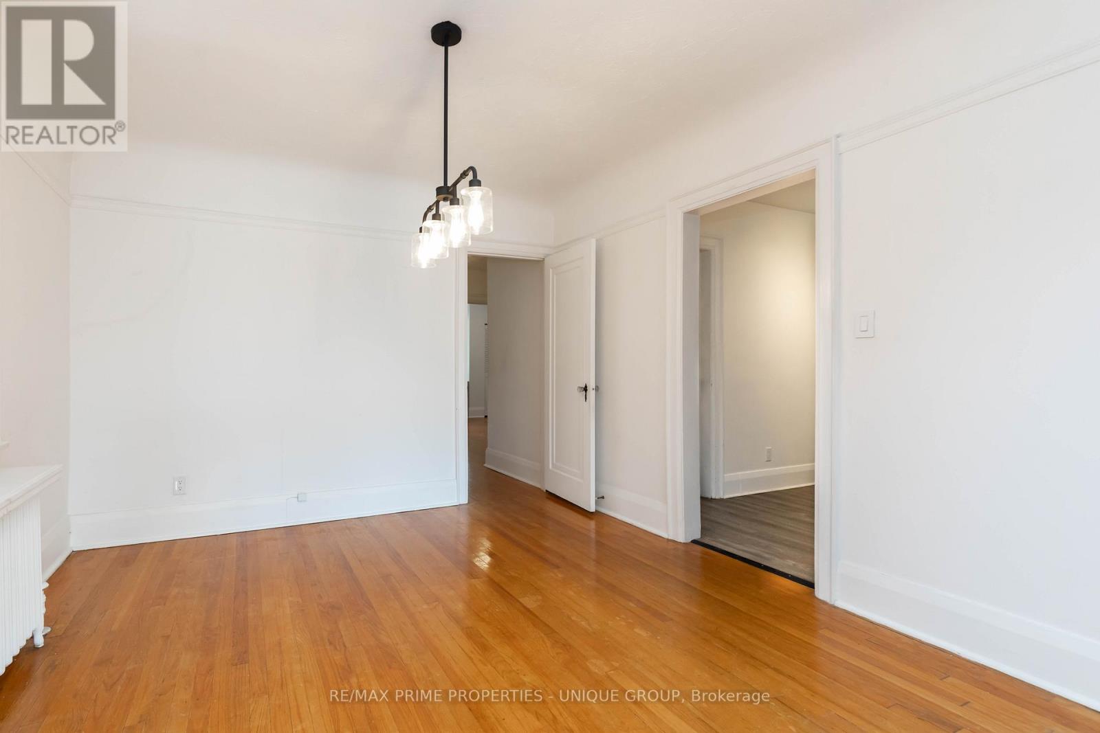 66 Burnaby Boulevard, Toronto, Ontario  M5N 1G4 - Photo 8 - C12403256