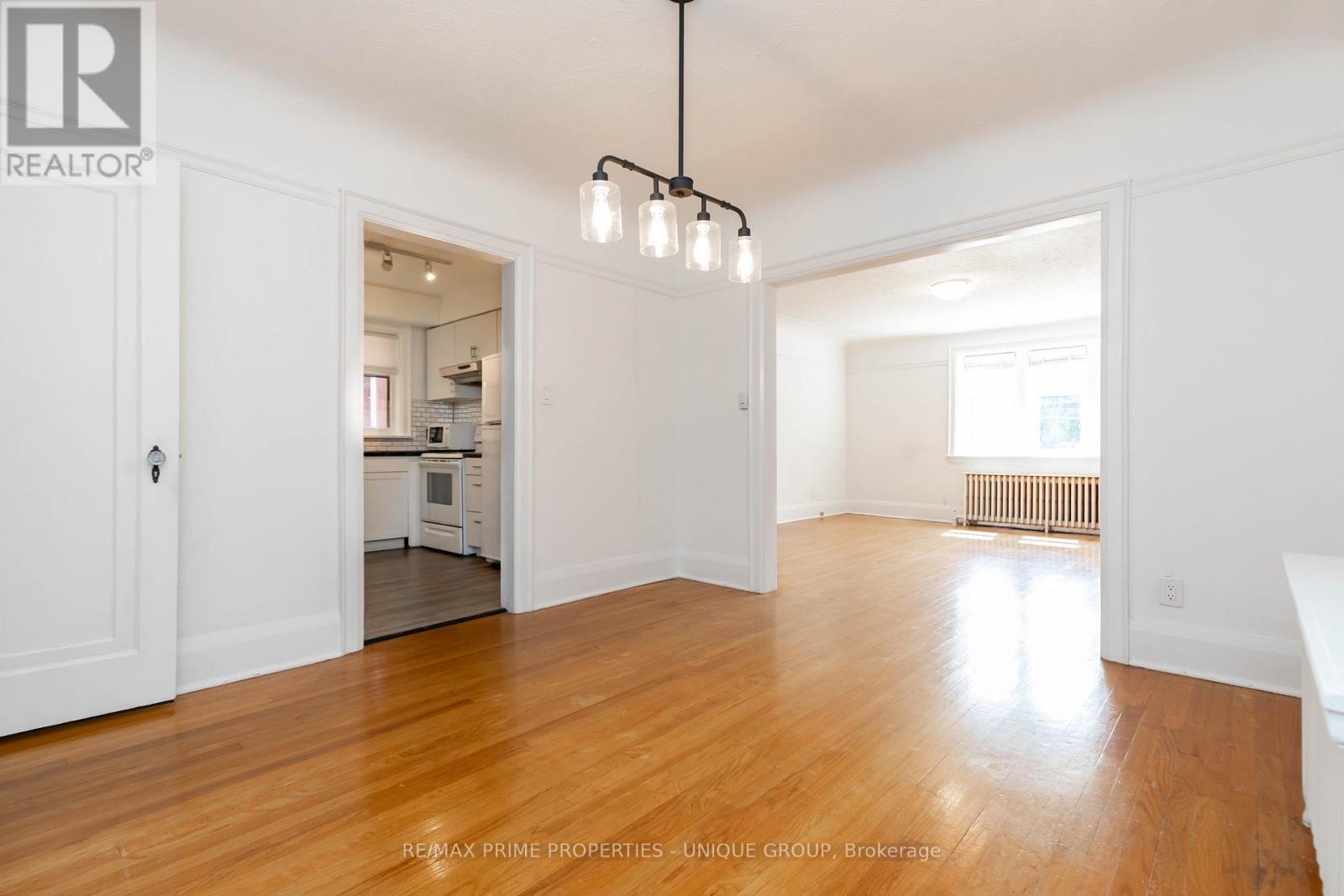 66 Burnaby Boulevard, Toronto, Ontario  M5N 1G4 - Photo 9 - C12403256