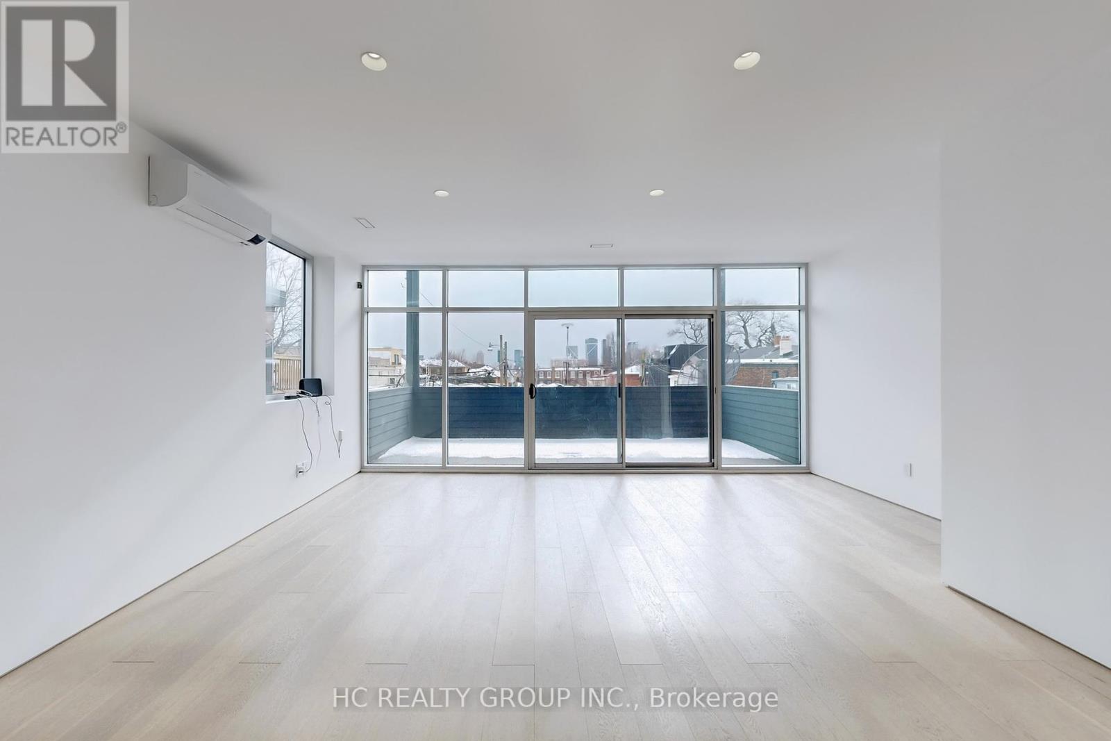 899 Dundas Street W, Toronto (Trinity-Bellwoods), Ontario  M6J 1V9 - Photo 14 - C12403278