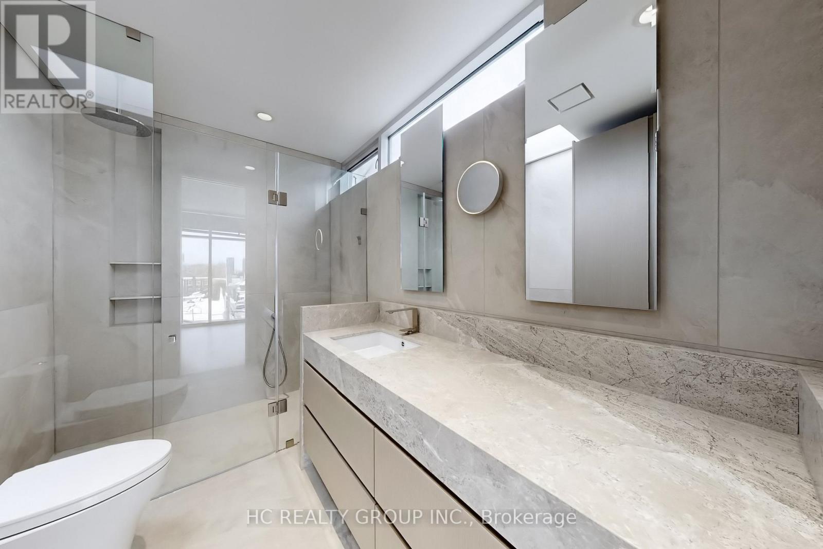 899 Dundas Street W, Toronto (Trinity-Bellwoods), Ontario  M6J 1V9 - Photo 18 - C12403278