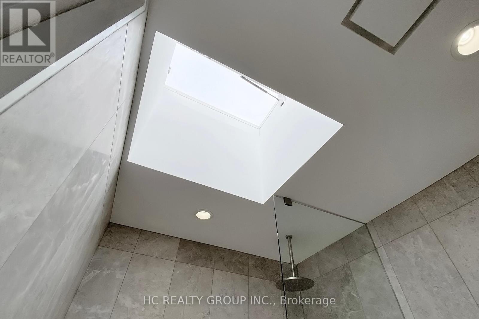 899 Dundas Street W, Toronto (Trinity-Bellwoods), Ontario  M6J 1V9 - Photo 19 - C12403278