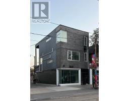 899 DUNDAS STREET W, Toronto, Ontario