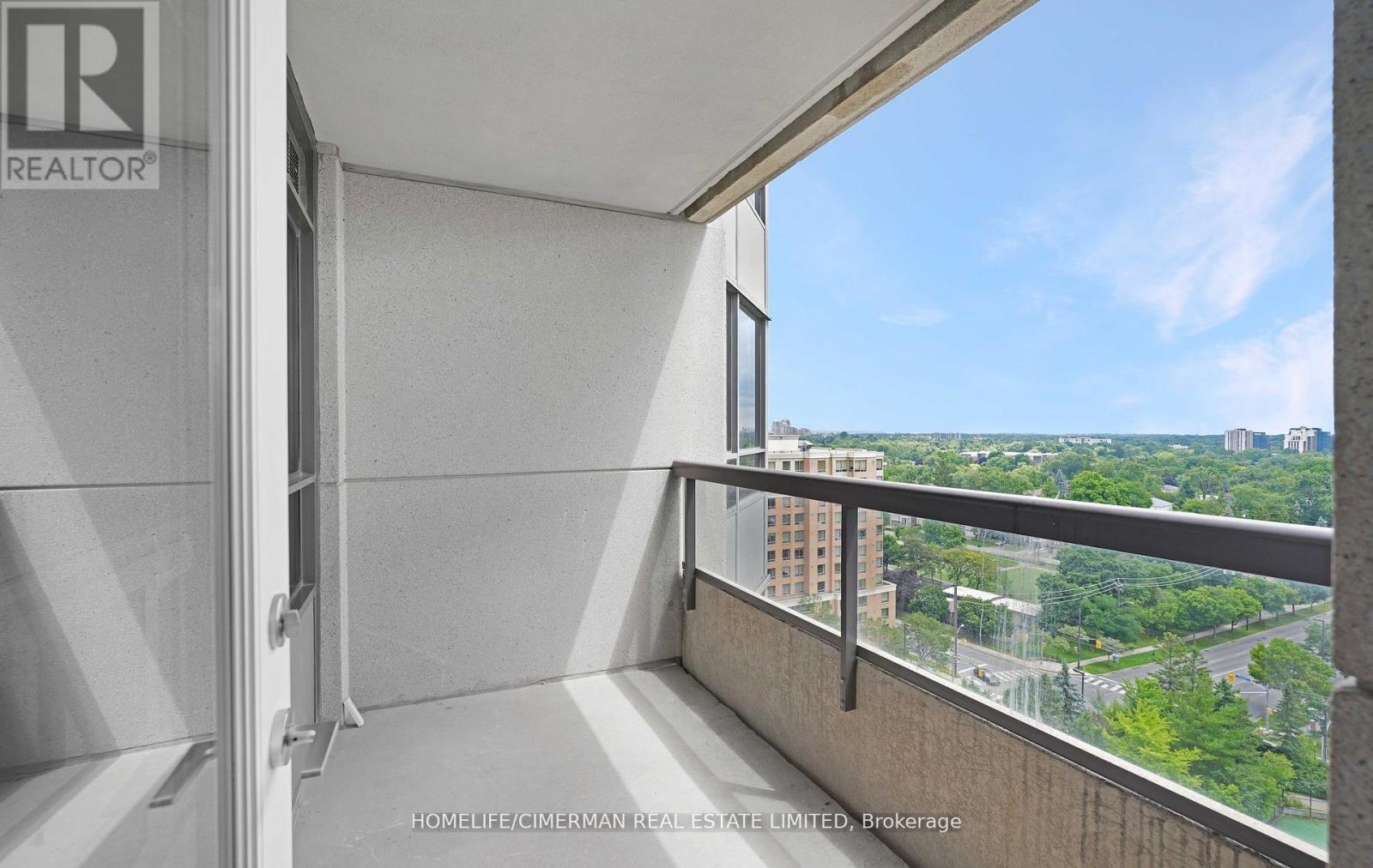 1327 - 15 Northtown Way, Toronto, Ontario  M2N 7L5 - Photo 2 - C12403298