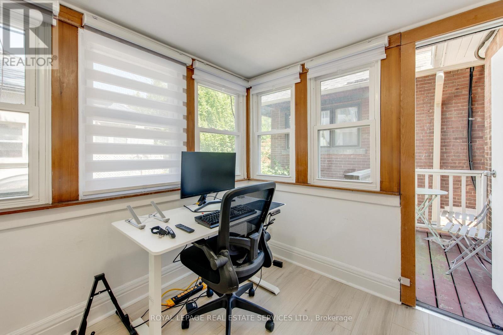 2 - 18 Shorncliffe Avenue, Toronto, Ontario  M4V 1T1 - Photo 13 - C12403368