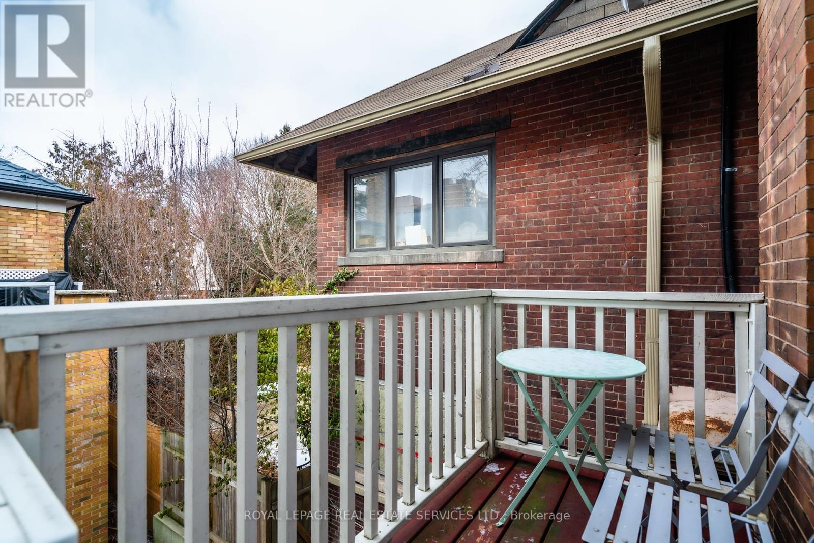 2 - 18 Shorncliffe Avenue, Toronto, Ontario  M4V 1T1 - Photo 18 - C12403368
