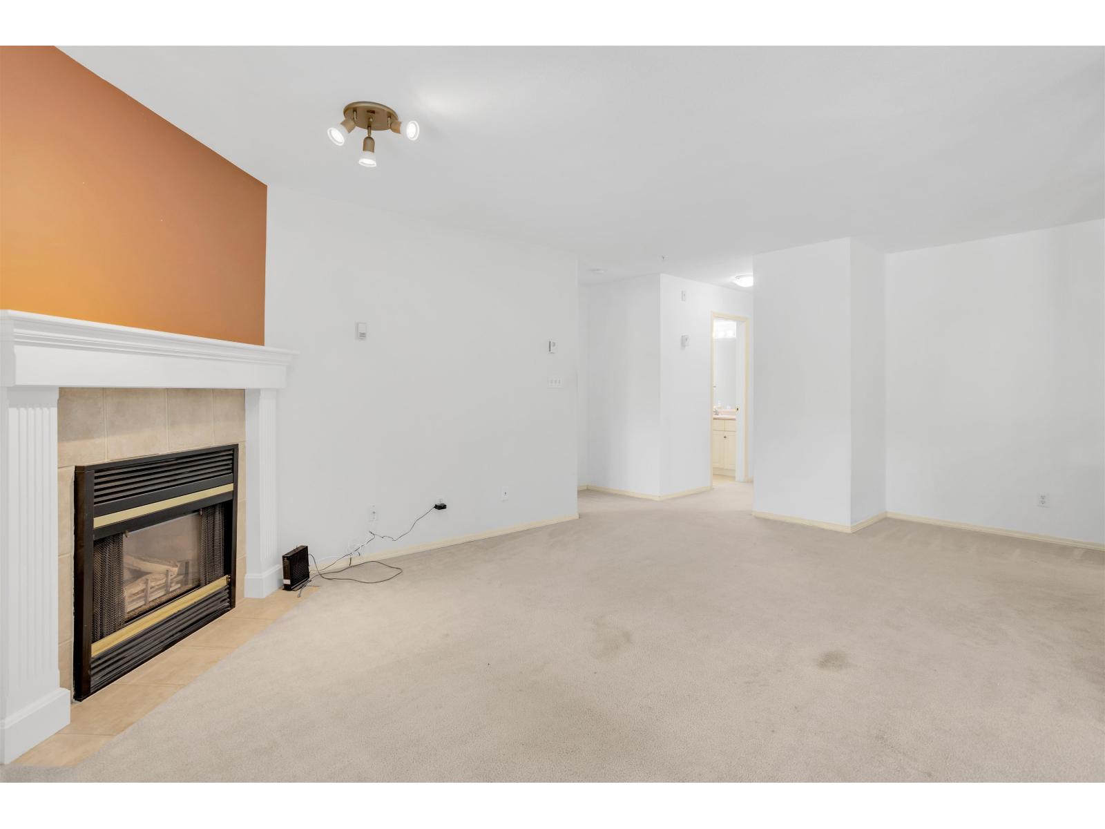 211 33708 King Road, Abbotsford, British Columbia  V2S 8C6 - Photo 11 - R3041634