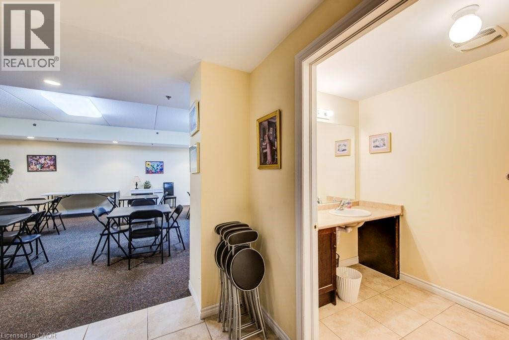 308 Watson Parkway N Unit# 118, Guelph, Ontario  N1E 0G7 - Photo 39 - 40769391
