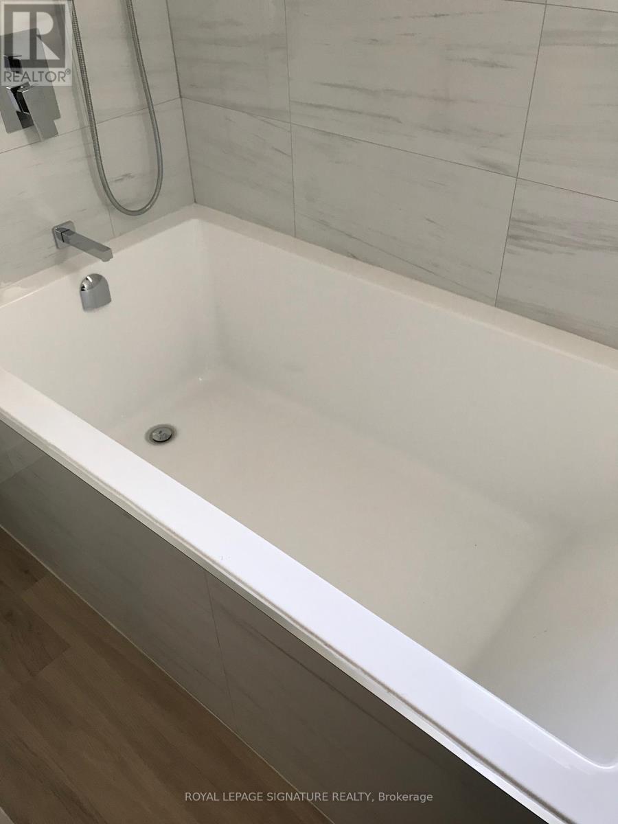 2 - 1 Hassard Avenue, Toronto (East York), Ontario  M4K 3N3 - Photo 10 - E12403377