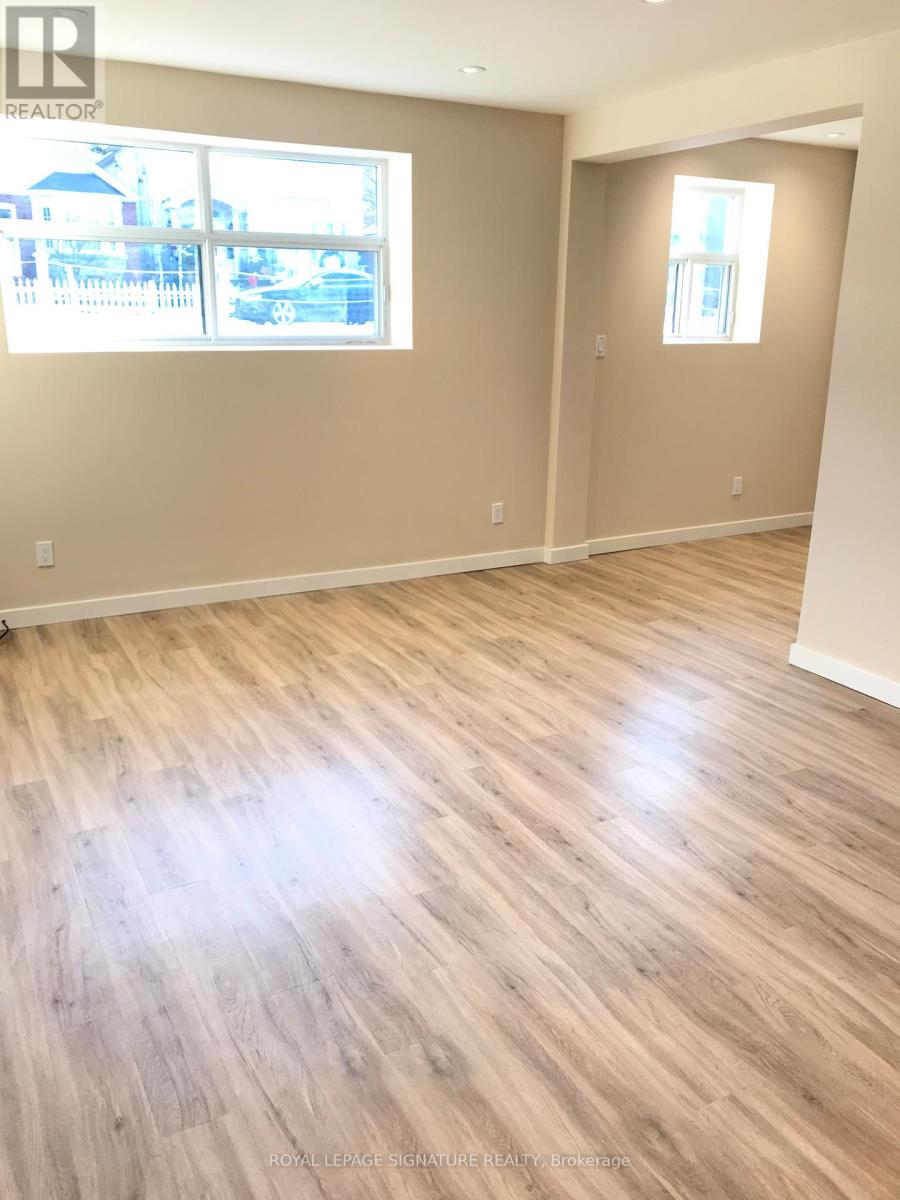 2 - 1 Hassard Avenue, Toronto (East York), Ontario  M4K 3N3 - Photo 2 - E12403377
