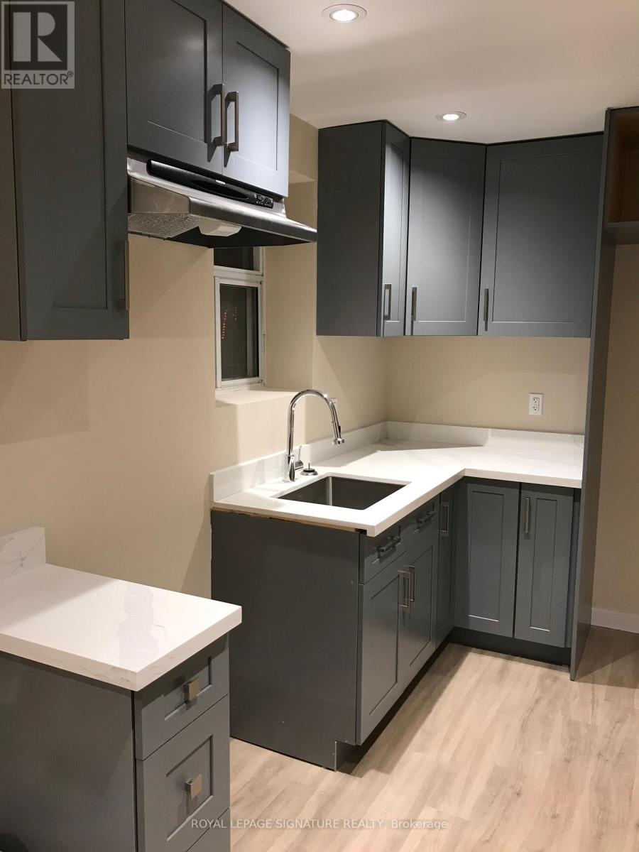 2 - 1 Hassard Avenue, Toronto (East York), Ontario  M4K 3N3 - Photo 3 - E12403377