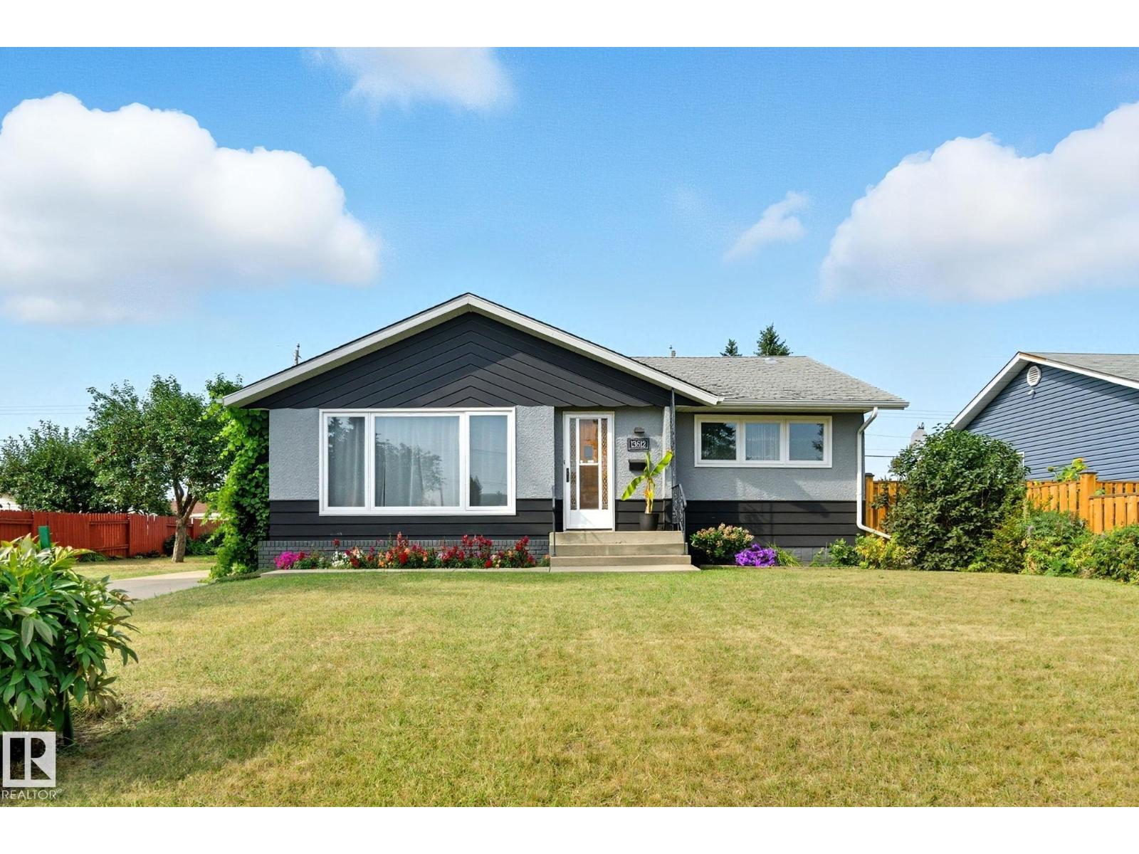 13612 135 ST NW, Edmonton, Alberta
