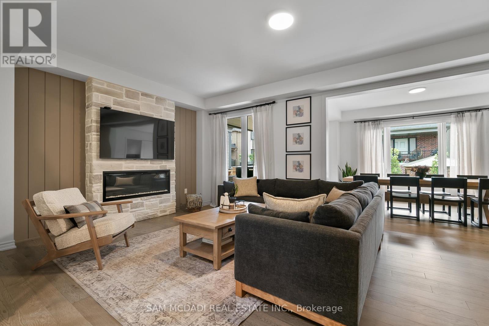 138 Factor Street, Vaughan (Kleinburg), Ontario  L4H 3N5 - Photo 4 - N12403233
