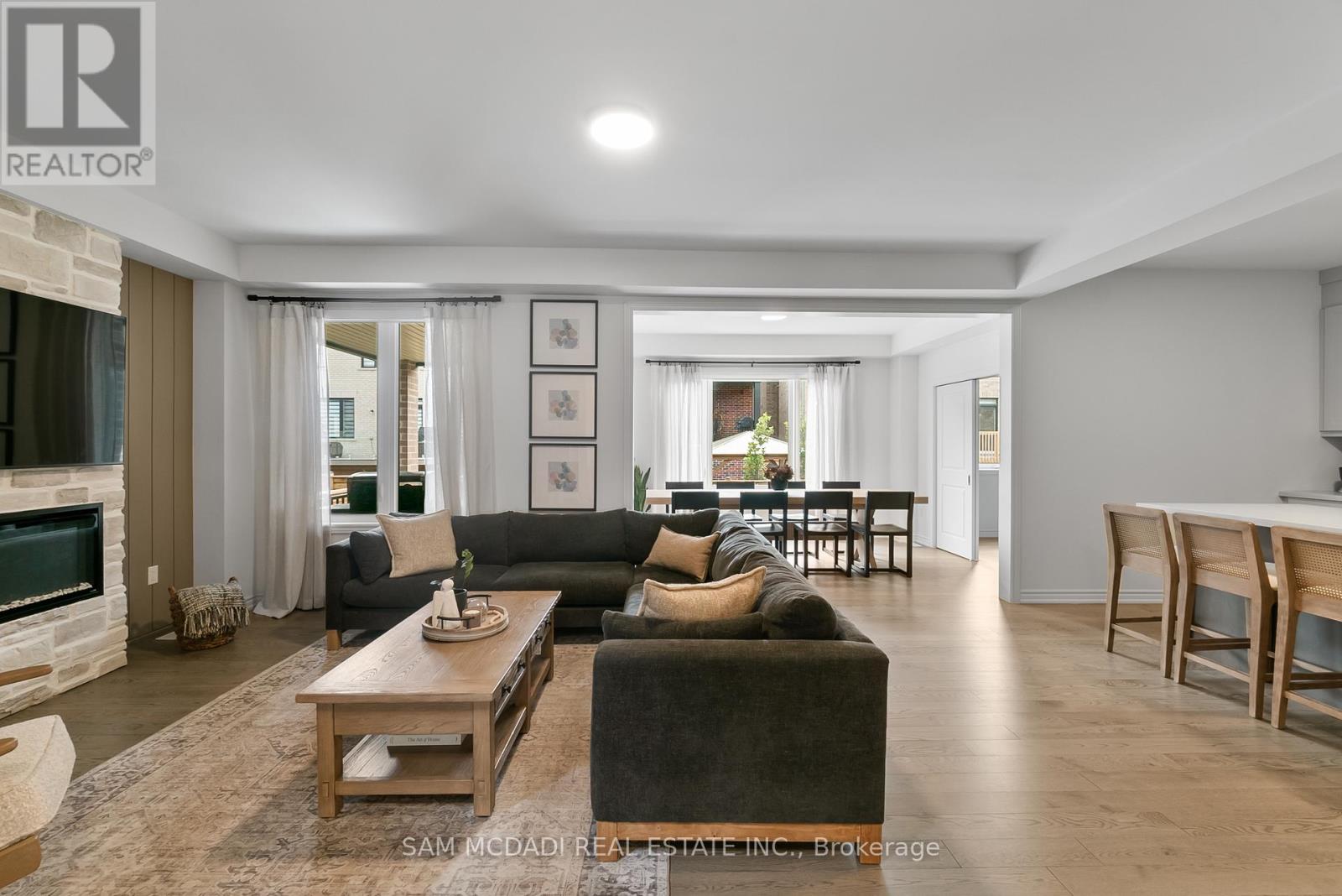 138 Factor Street, Vaughan (Kleinburg), Ontario  L4H 3N5 - Photo 6 - N12403233