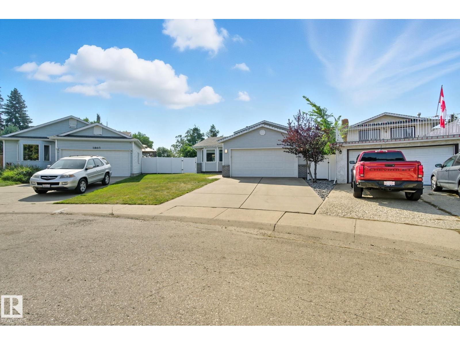 4003 18 Av Nw, Edmonton, Alberta  T6L 3M3 - Photo 3 - E4457793