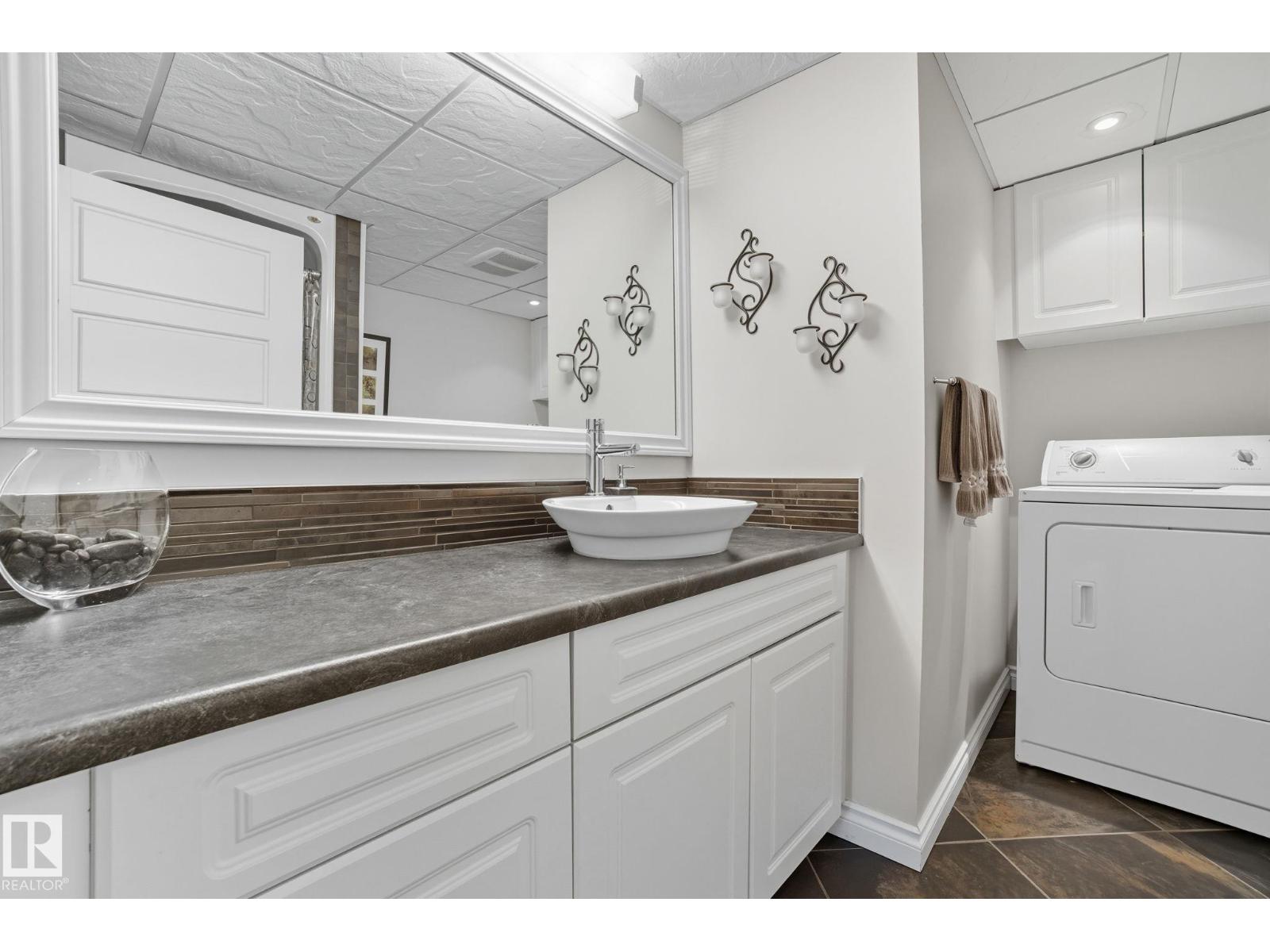 4003 18 Av Nw, Edmonton, Alberta  T6L 3M3 - Photo 40 - E4457793