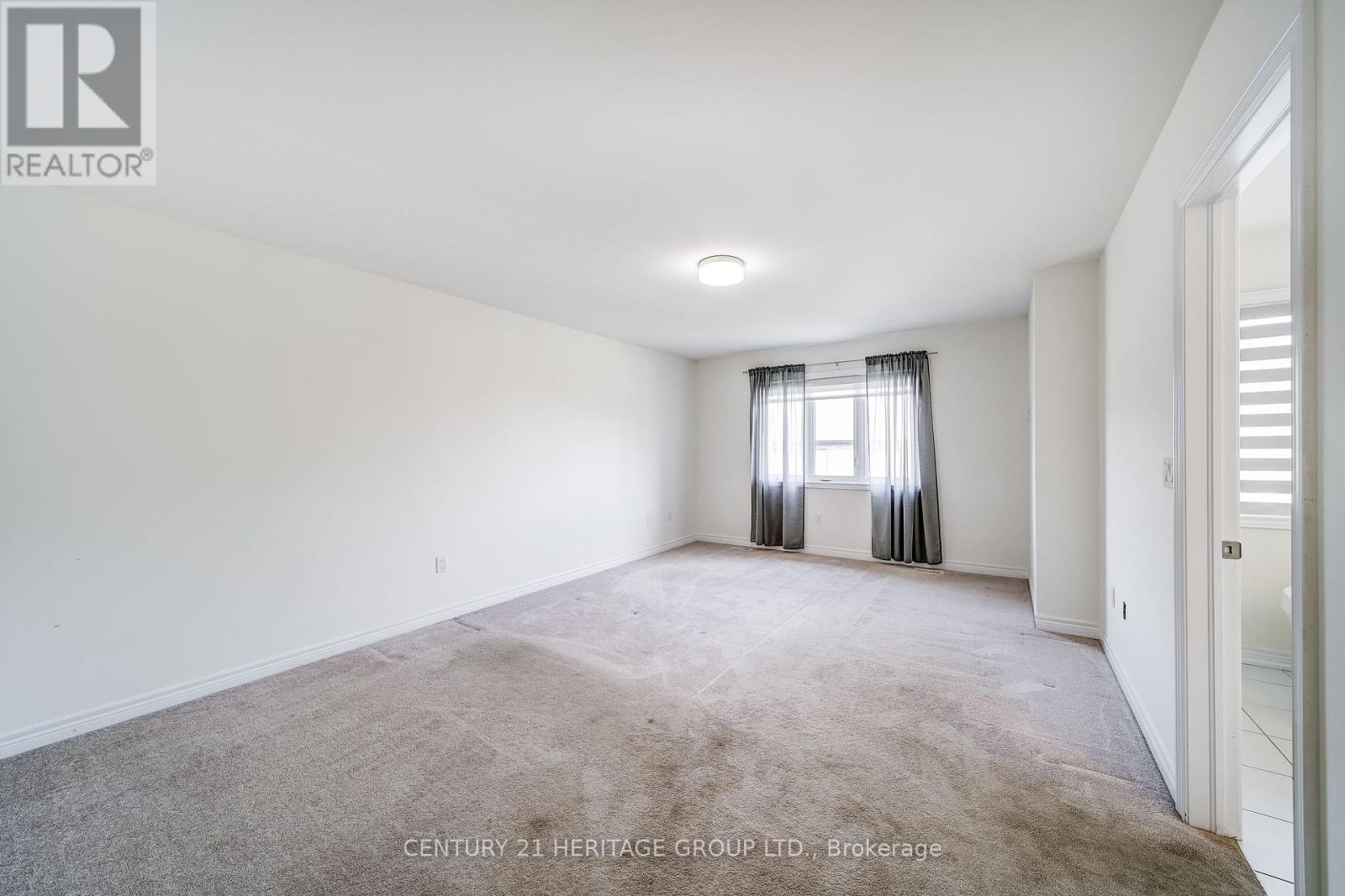 1961 Mcneil Street, Innisfil, Ontario  L9S 4B7 - Photo 16 - N12403303
