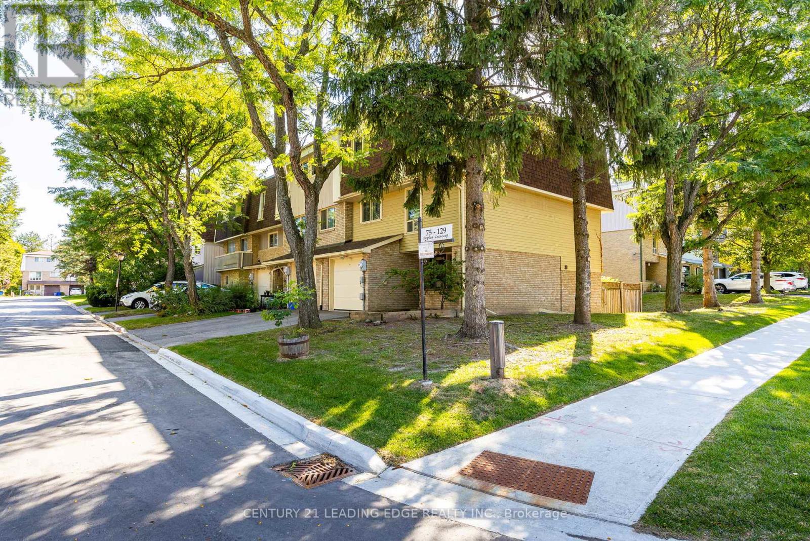 129 Poplar Crescent, Aurora (Aurora Highlands), Ontario  L4G 3M4 - Photo 2 - N12403322