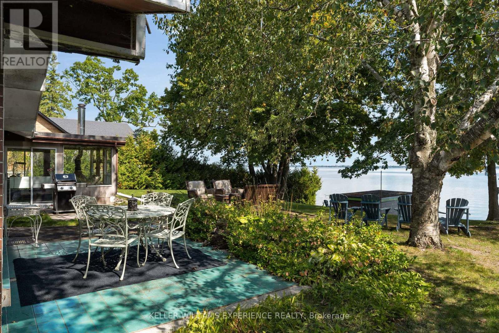 18 Maple Drive, Orillia, Ontario  L3V 3W2 - Photo 14 - S12403396
