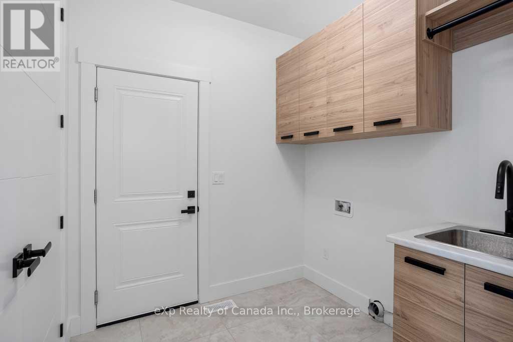 53 Herb Street, Norwich, Ontario  N0J 1P0 - Photo 32 - X12403411