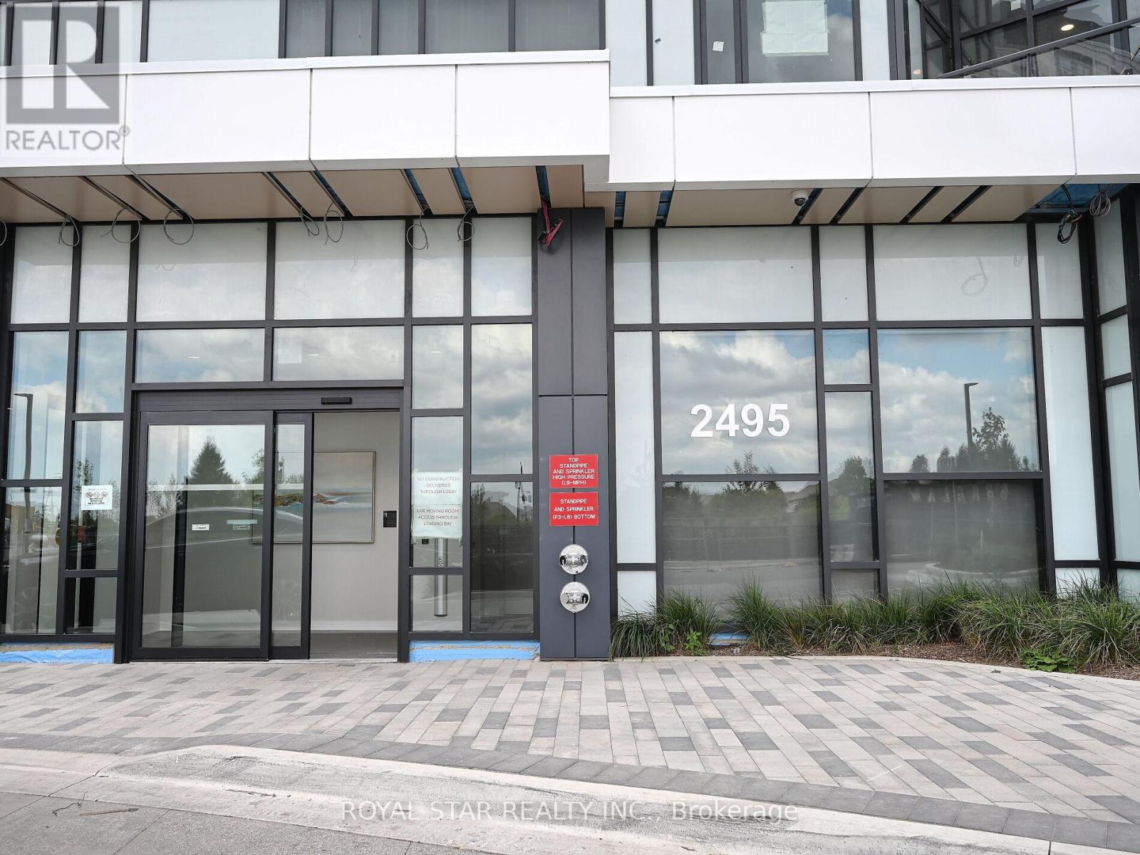 1706 - 2495 Eglinton Avenue W, Mississauga, Ontario  L5M 2T2 - Photo 4 - W12397934