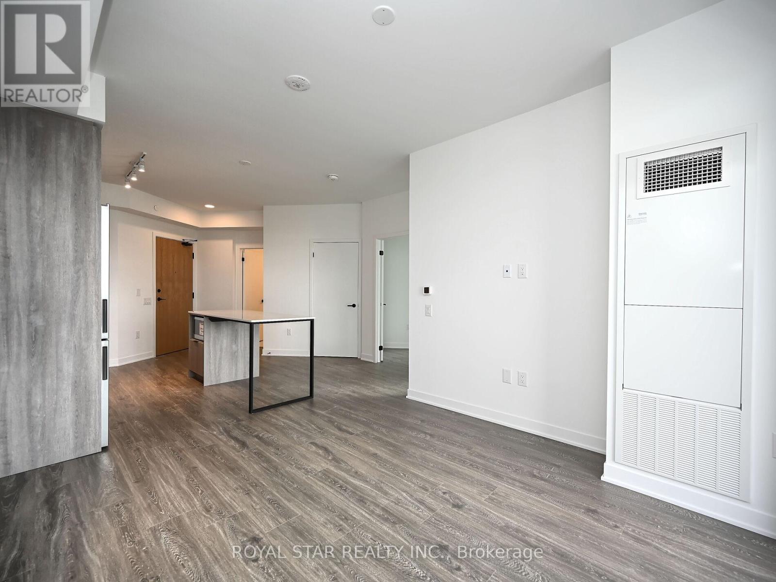 1706 - 2495 Eglinton Avenue W, Mississauga, Ontario  L5M 2T2 - Photo 13 - W12397934