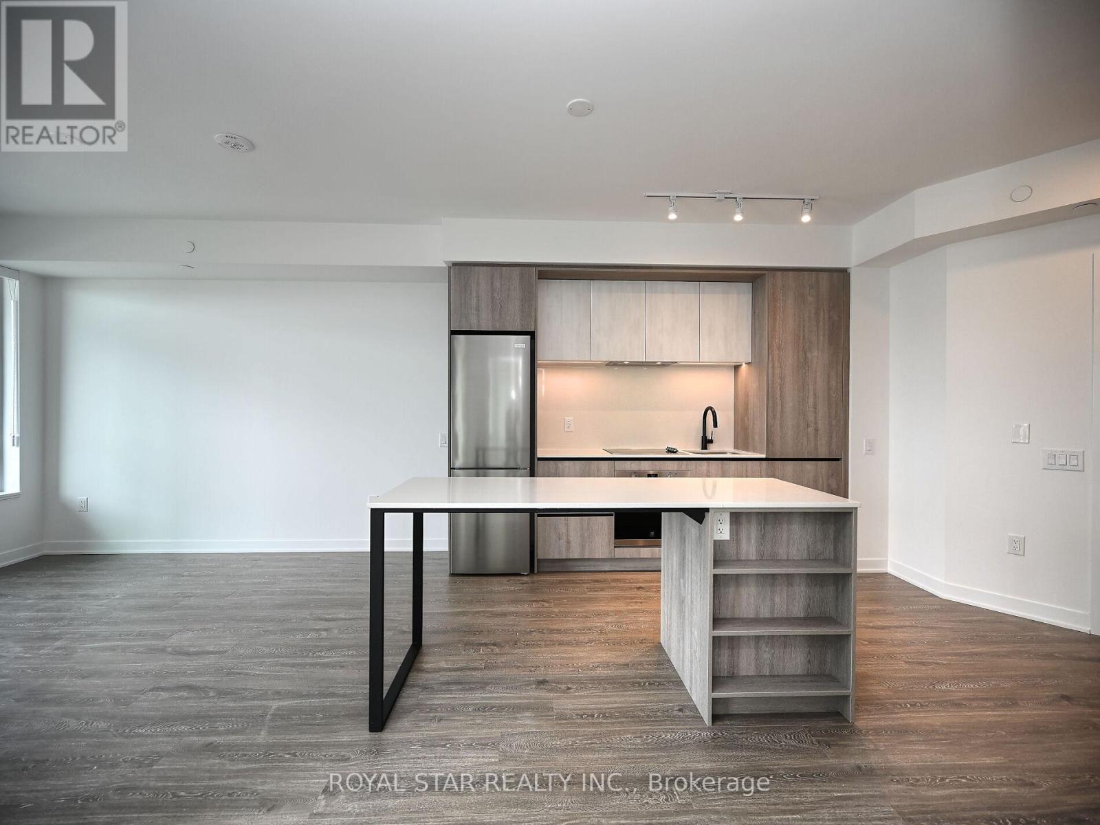 1706 - 2495 Eglinton Avenue W, Mississauga, Ontario  L5M 2T2 - Photo 19 - W12397934