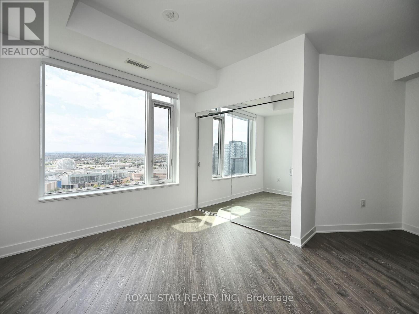 1706 - 2495 Eglinton Avenue W, Mississauga, Ontario  L5M 2T2 - Photo 31 - W12397934