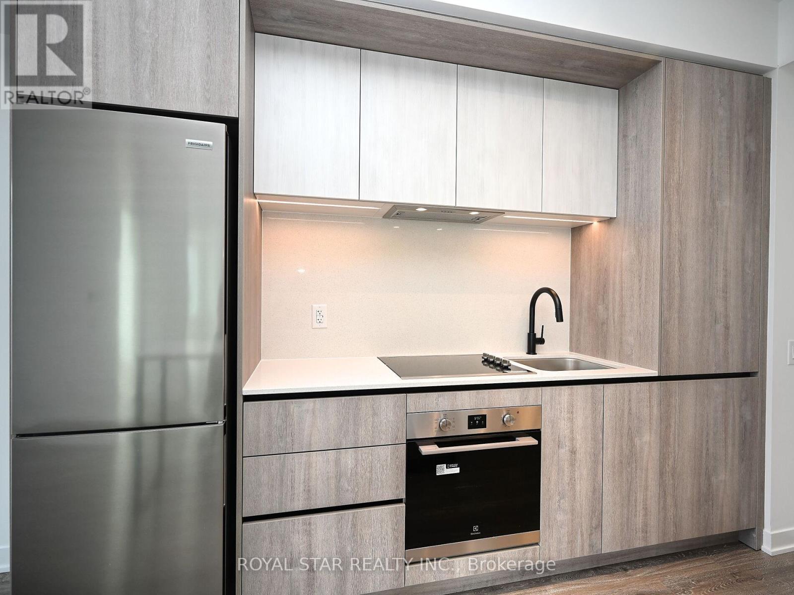 1706 - 2495 Eglinton Avenue W, Mississauga, Ontario  L5M 2T2 - Photo 20 - W12397934