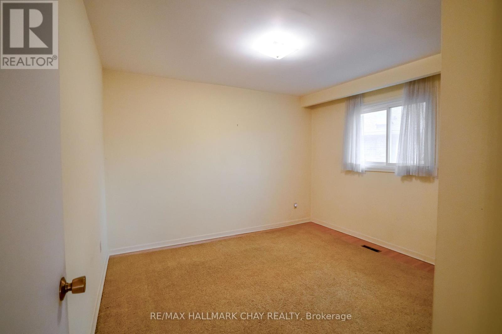 3 Alicewood Court, Toronto, Ontario  M9V 3Y1 - Photo 15 - W12403349
