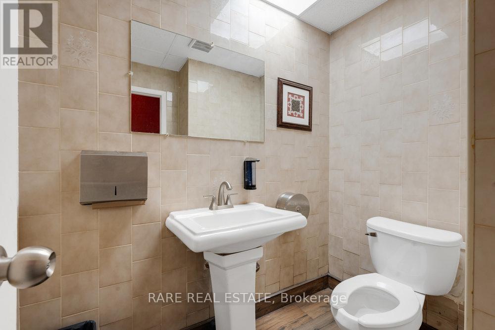 6 - 4801 Steeles Avenue W, Toronto (Humber Summit), Ontario  M9L 2W1 - Photo 20 - W12403353