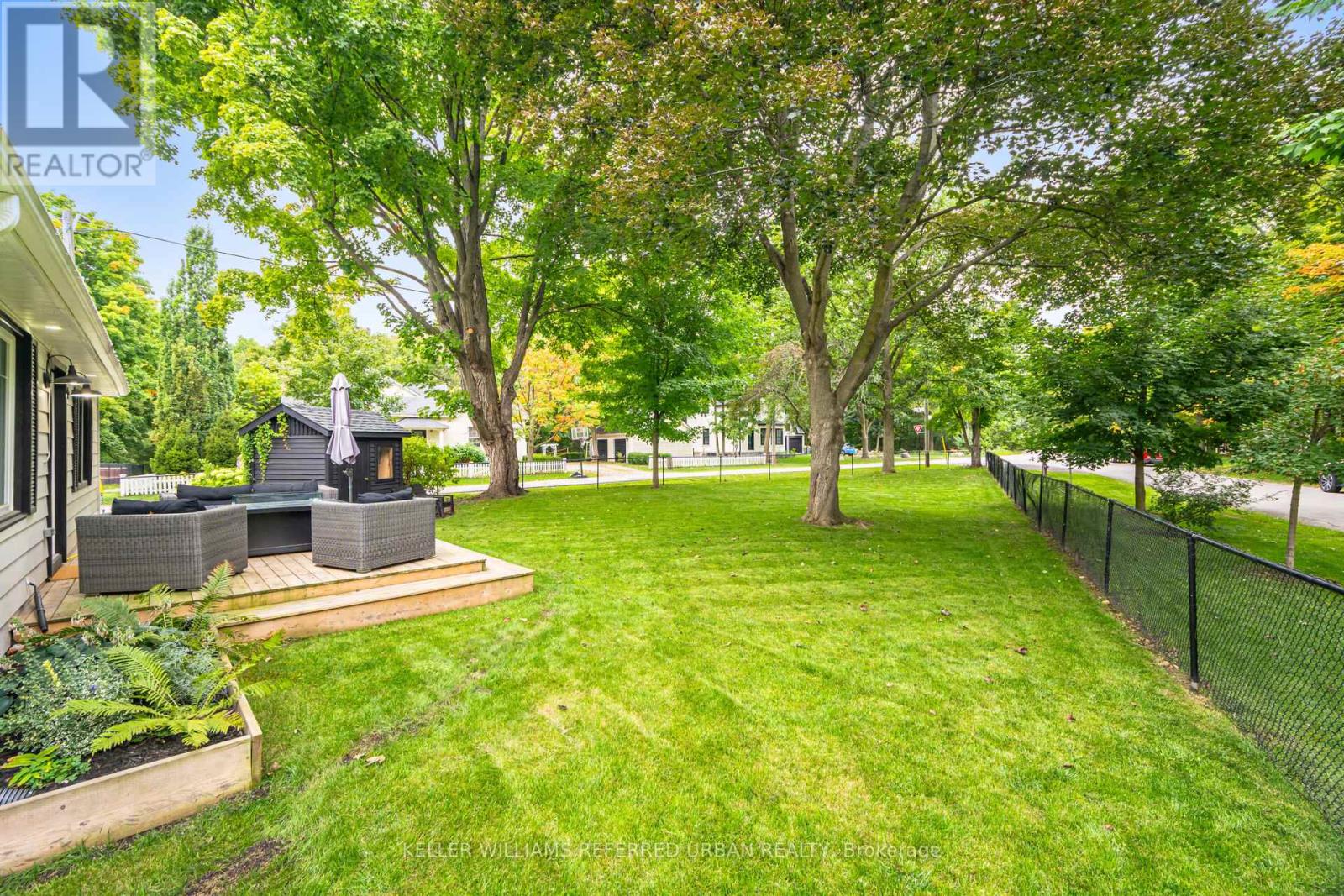 7067 Old Mill Lane, Mississauga, Ontario  L5W 1A1 - Photo 27 - W12403359