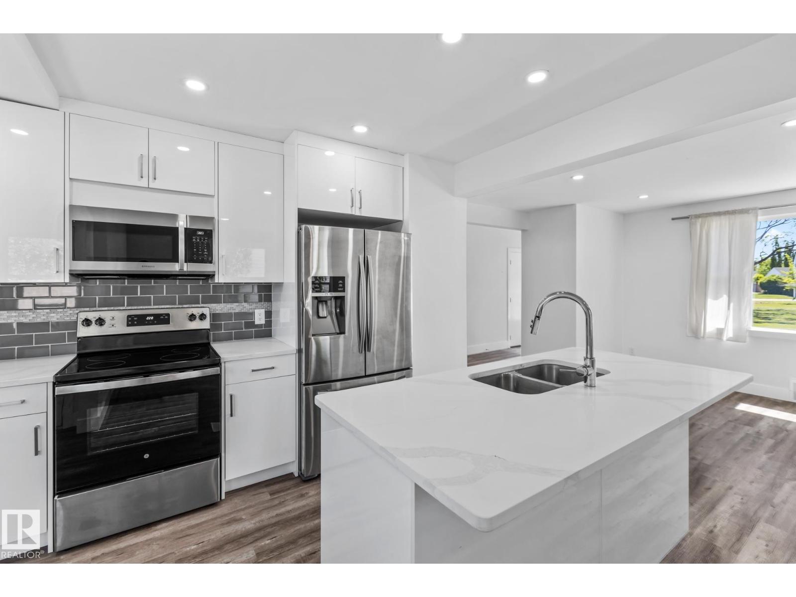 11420 112 Av Nw, Edmonton, Alberta  T5G 0H6 - Photo 14 - E4457795